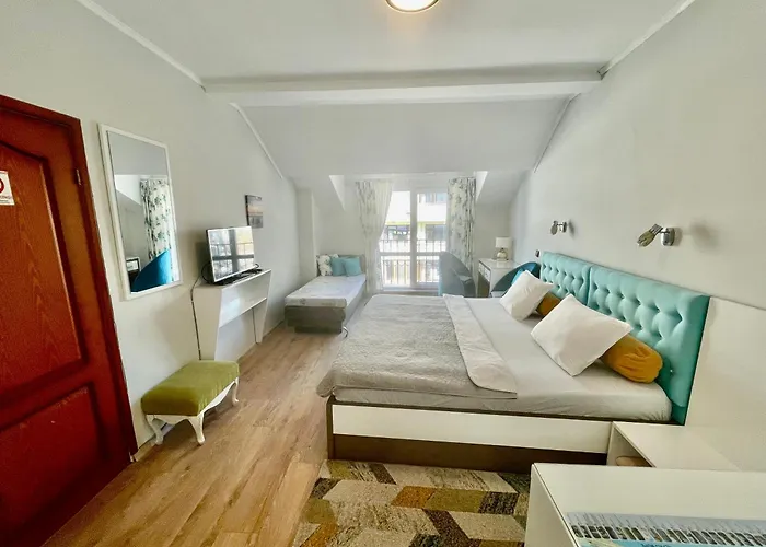 White Rose Guest Rooms