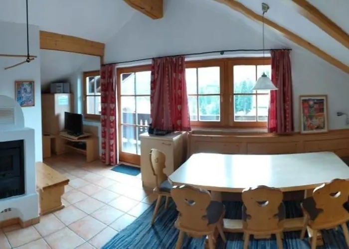 Ski in out! Gemütliche Dachgeschosswohnung