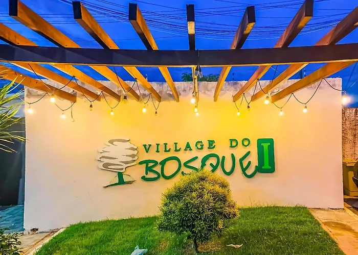 Apê Confortável com Piscina I Wi-Fi e A/C