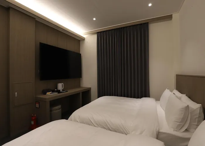 Hound Hotel DaeGu