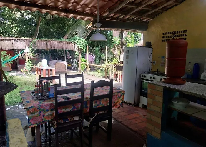 1 Suíte confortável até 4 pessoas Santa Cruz Cabrália BA