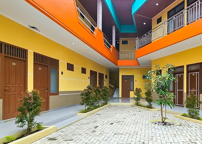 Urbanview Mj Hotel Syariah Cirebon By Reddoorz