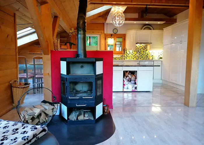 Gemütliche FeWo mit Sauna inmitten der Berge