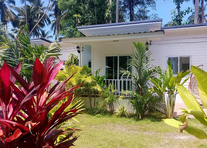 Leelawadee Bungalow And Restaurant
