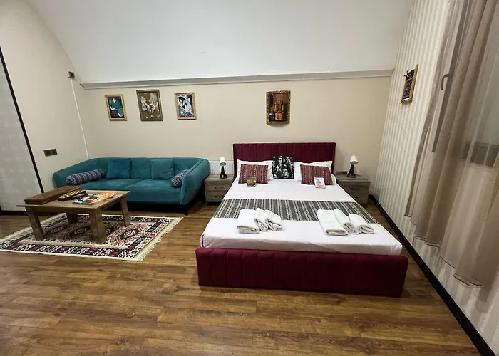Sazeli Old Baku Hotel