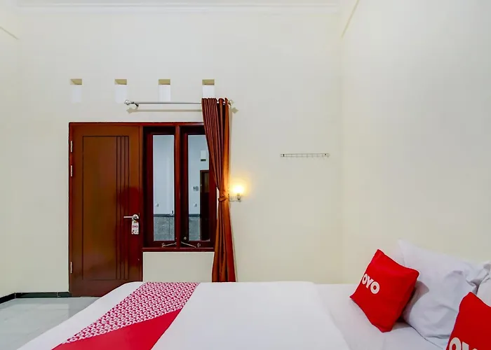 Capital O 90151 Guest House 180