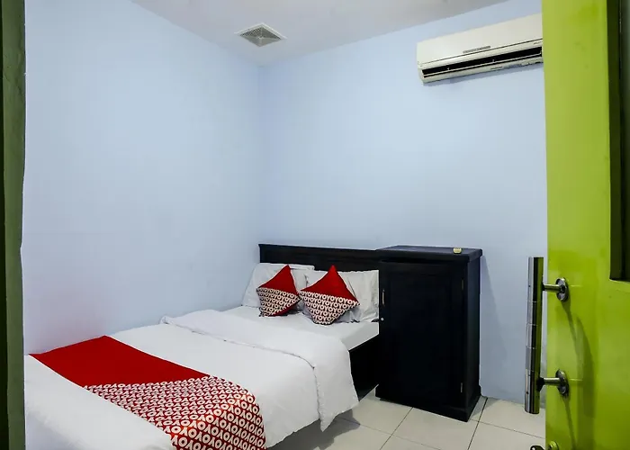 Oyo 90863 Omah Kost Syariah