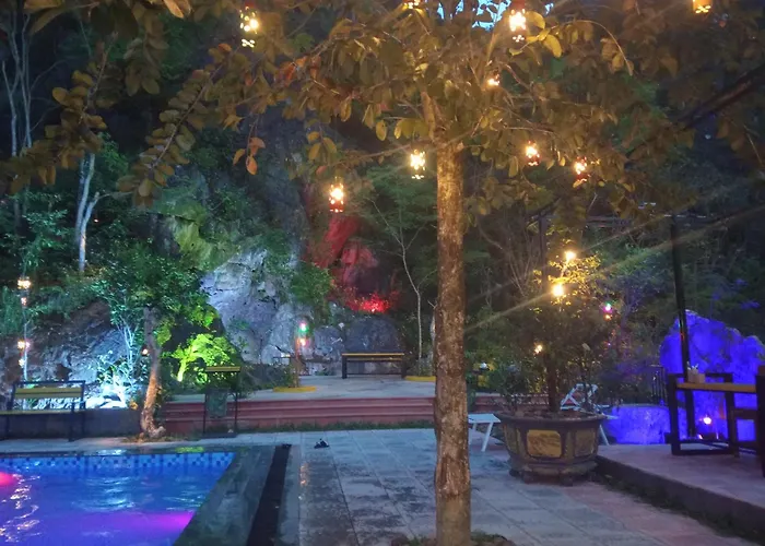 Song Toan Hotel