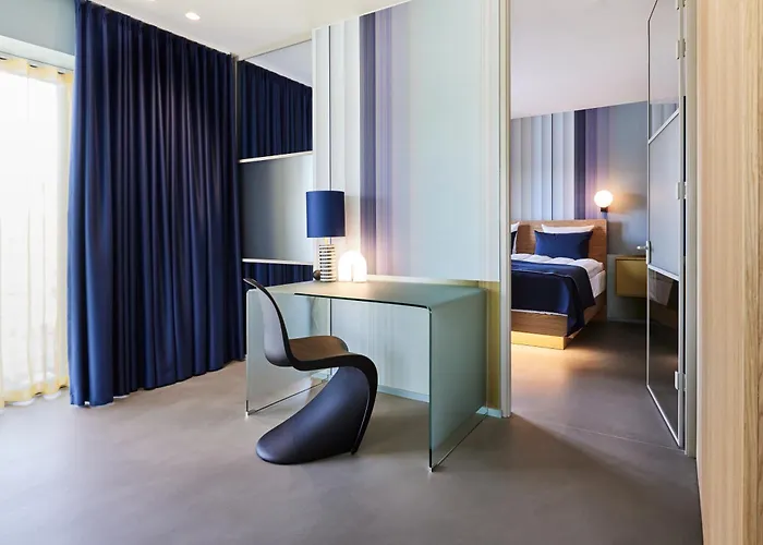 Kirk Suites