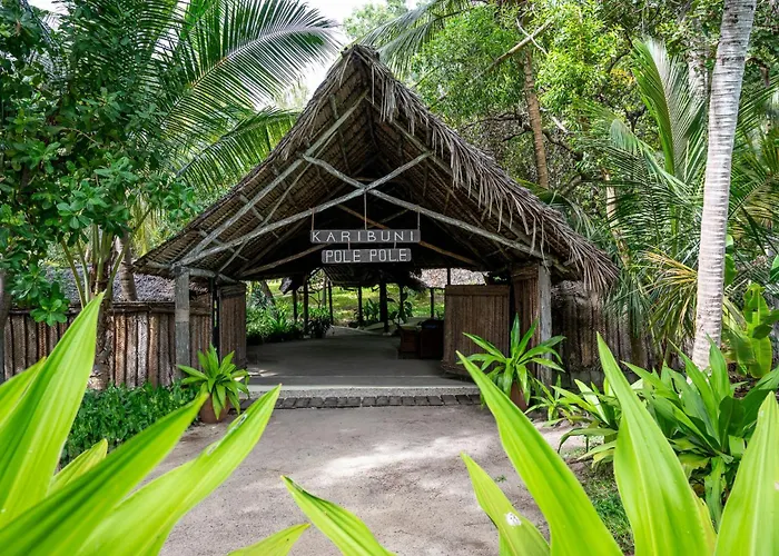 Pole Pole Bungalows