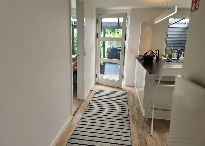 Townhouse Med Traeterrasse