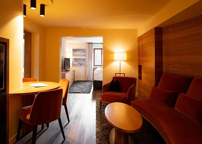 Hinterwies – Ski In / Lodge / Dine
