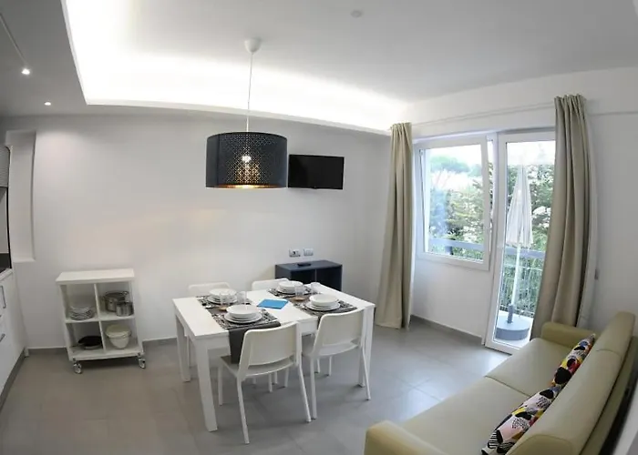 Golden Beach Residence