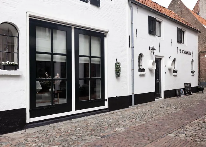 Boutique Hotel Elburg Met Tapperij