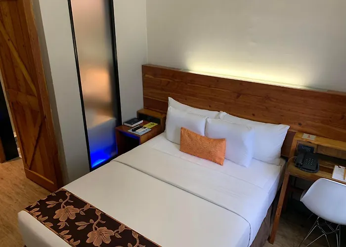 Cuarto Hotels Cebu