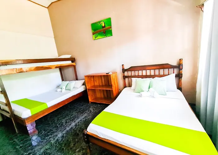 Cabinas Coco Alegre