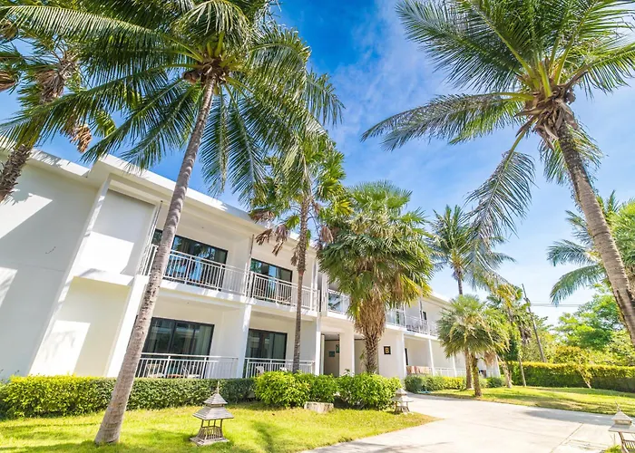 Bj Beachfront Hotel
