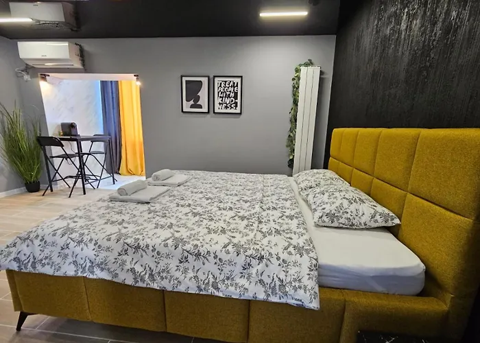 B16 Studio