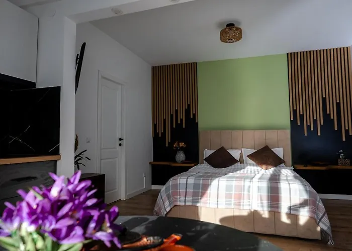 The Urban Retreat - Sophie Suite