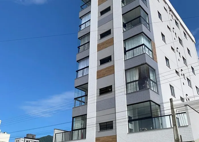 Apartamento perto do mar Porto Belo, Santa Catarina