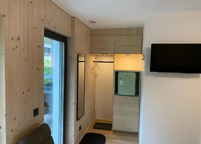 Waldblick - Neubau - Self-Check-In - kein Verkehr - am Wald - Parkplätze vor Tür - apartment or double room