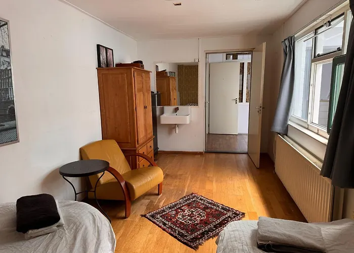 Family House Next To Train And Close To Amsterdam And Schiphol