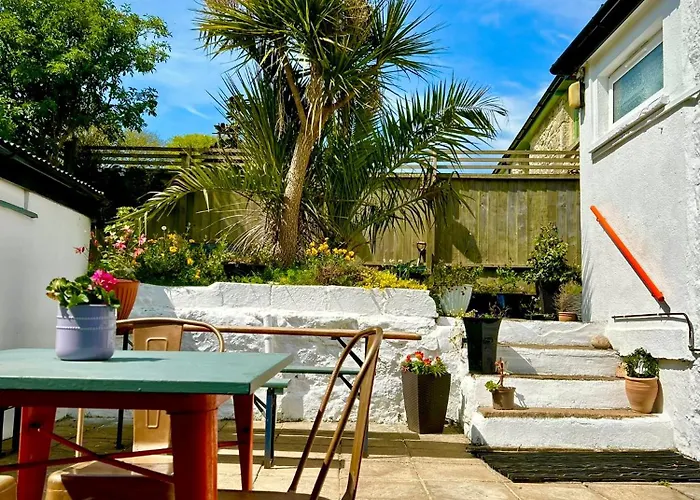 Britannia House Vintage B&B Cornwall