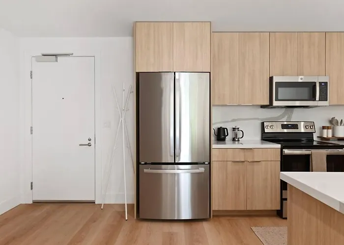 Luxurious 2Br Apartment In Heart Of Silicon Valley