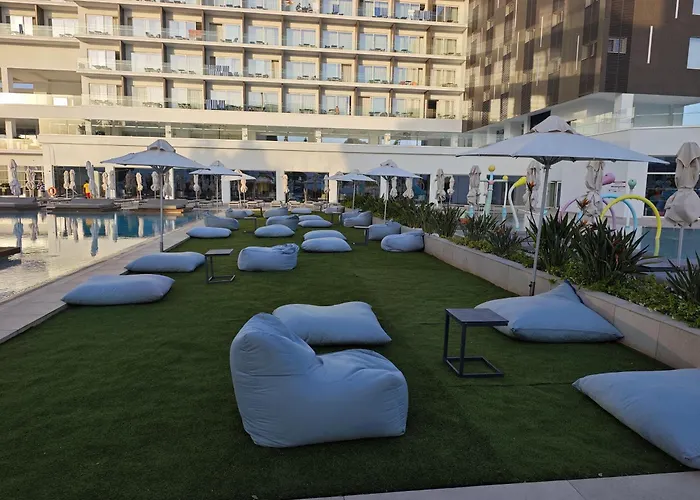 Chrysomare Beach Hotel & Resort