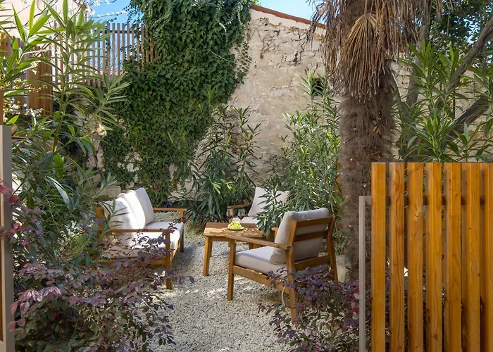 Pula Residence Rooms And Apartments Old City Center
