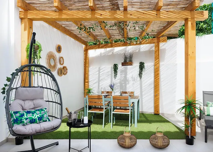 Roots Apartments