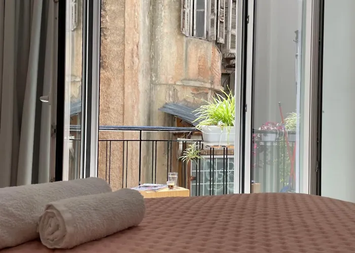 Plaka-Mosaic Art Apartment