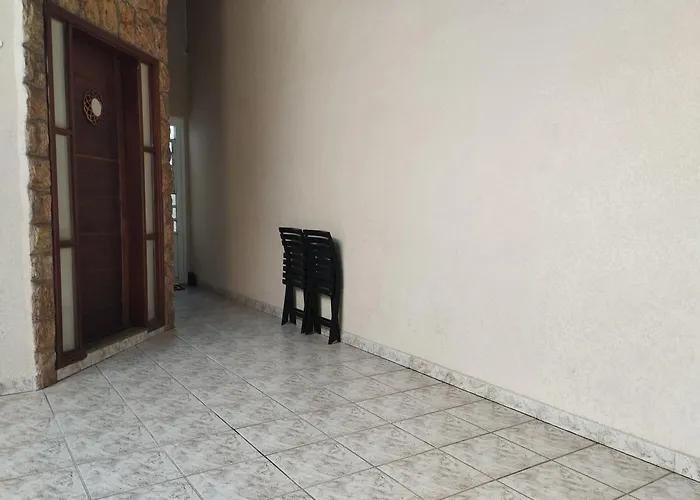 Quarto Econômico