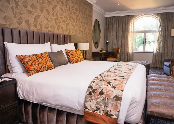 Golden Horse Hotel