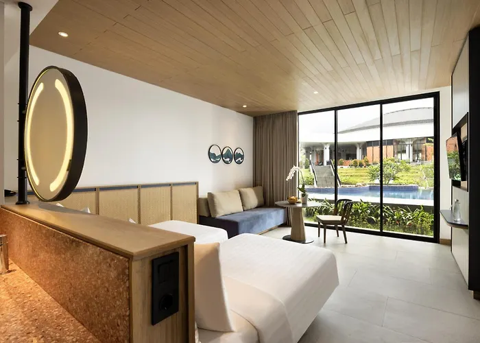 Hotel Santika Premiere Linggarjati - Kuningan