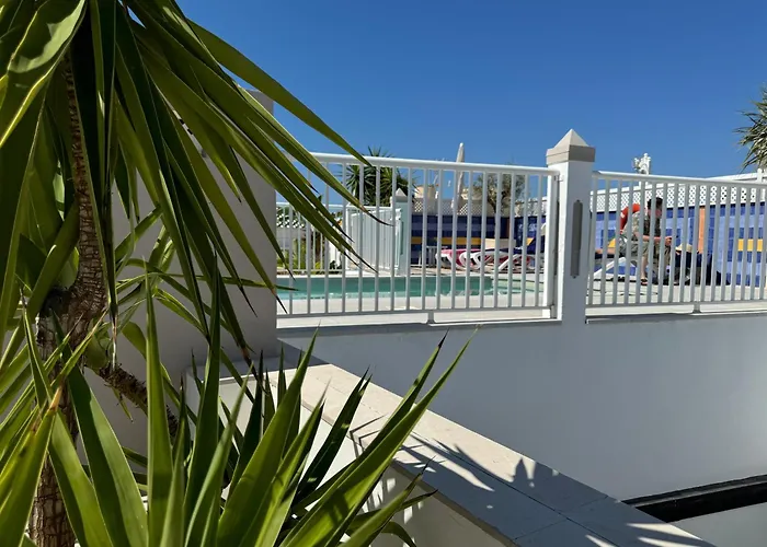 Hotel Puerta Del Mar - Adults Recommended