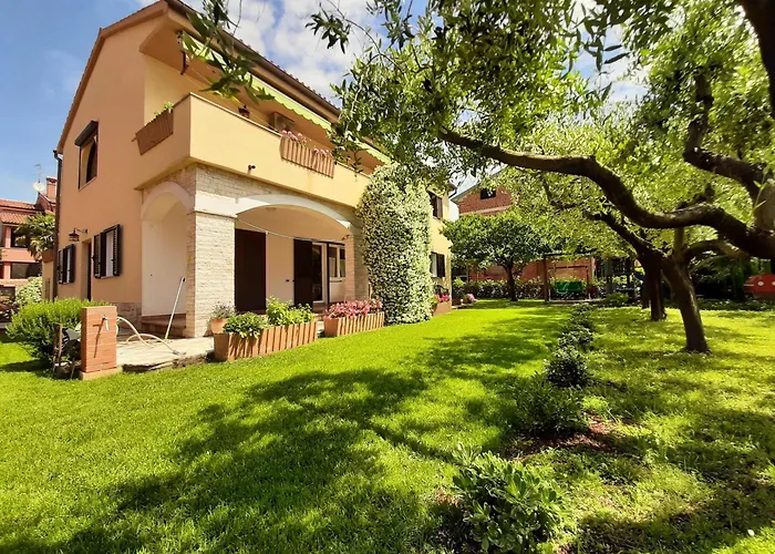 Apartments Mirella