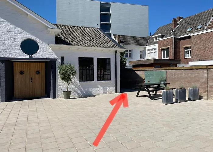 Appartement Het Klaslokaal In De Oude School Met Tuin