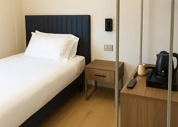 Urban Hotel