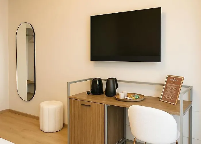 Urban Hotel