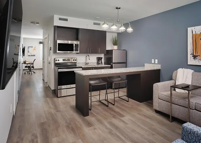 Stayapt Suites Lafayette South