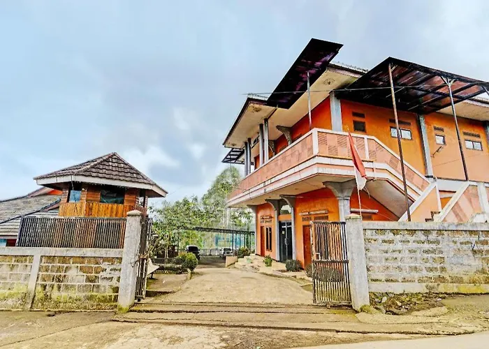 Hotel O Artana Bed And Breakfast.Nearsitu Cileunca