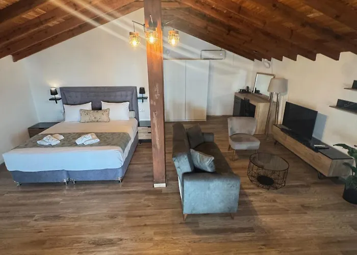 Aria Seaside Retreat - Ex Regos Resort Hotel