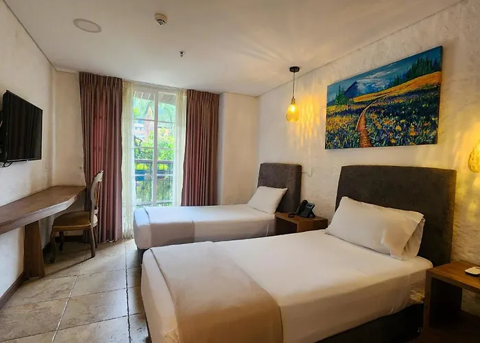 Hotel Casa Del Hidalgo Centenario - Business & Leisure