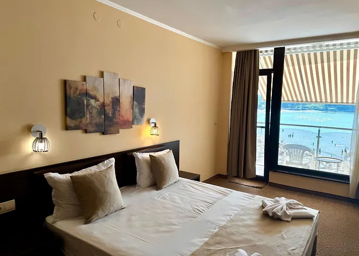 Family Hotel Teos