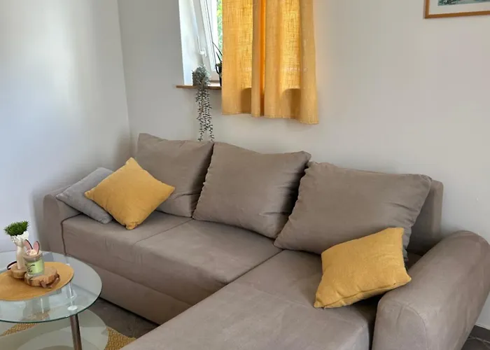 Apartments Tommi