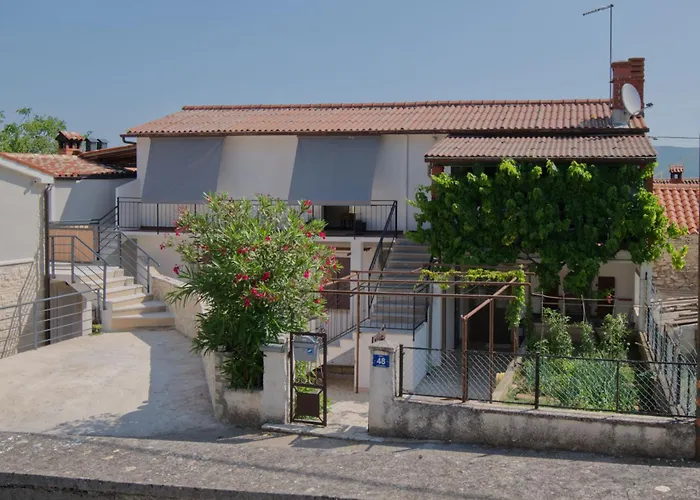 Apartment Poli šterne, For Family&Pet Friendly