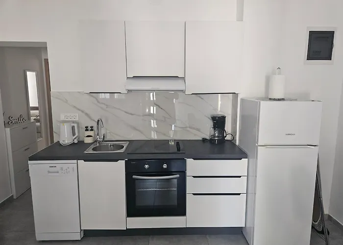 Sea Star Apartments