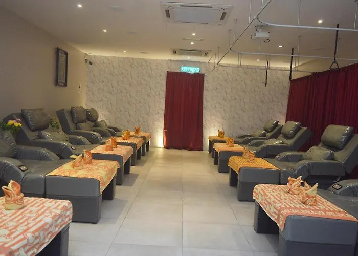 Twin Star Hotel