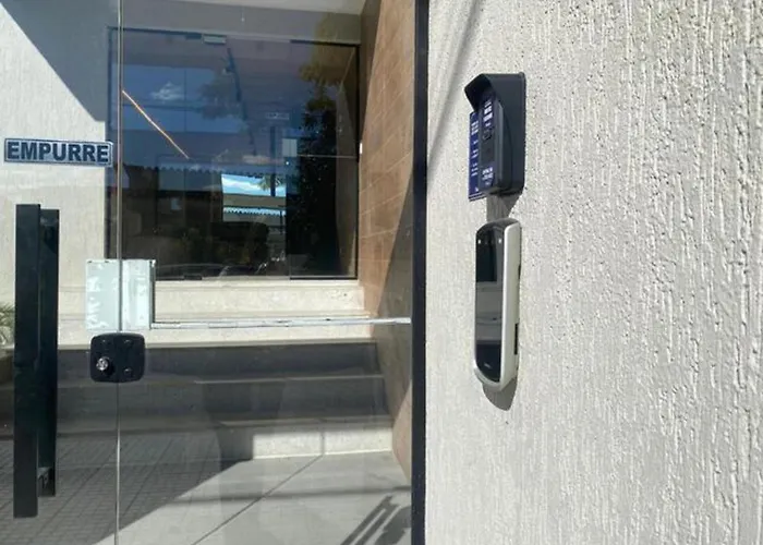Flat moderno Garagem AR cond Jardim Amália VR